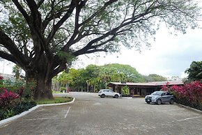 Las Espuelas Hotel