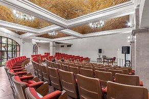 Radisson Hotel & Convention Center Toluca