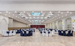 Radisson Hotel & Convention Center Toluca