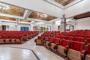 Radisson Hotel & Convention Center Toluca