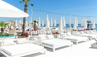 Atlantic Garden Resort