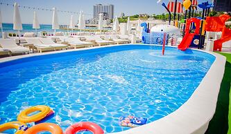 Atlantic Garden Resort