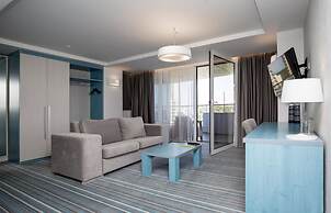 Atlantic Garden Resort