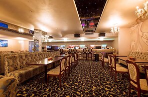 Atlantic Garden Resort