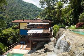 TuAkAzA Exclusive Boutique Lodge