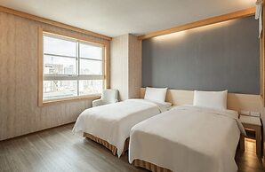 Kindness Hotel Glory Pier