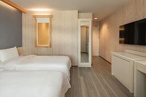 Kindness Hotel Glory Pier