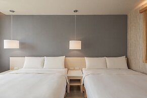 Kindness Hotel Glory Pier