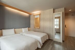 Kindness Hotel Glory Pier