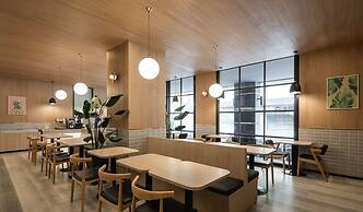 Kindness Hotel Liouhe Night Market Zhongzhen