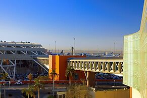 Le Méridien Cairo Airport