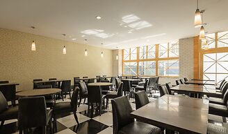 Kindness Hotel Houyi Jiuru