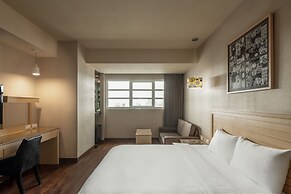 Kindness Hotel Liouhe Night Market Qixian