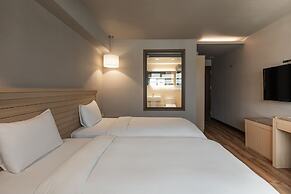 Kindness Hotel Liouhe Night Market Qixian