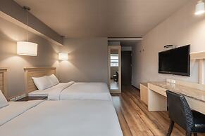 Kindness Hotel Liouhe Night Market Qixian