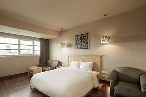 Kindness Hotel Liouhe Night Market Qixian