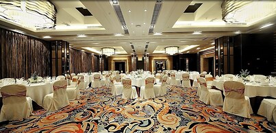 Rainbird International Hotel