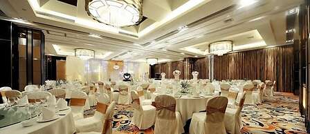 Rainbird International Hotel