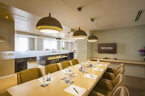 Liberty Central Saigon Riverside