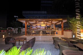 Hotel Pokhara Village & SPA