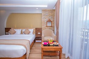 Hotel Pokhara Village & SPA