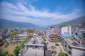 Hotel Pokhara Village & SPA