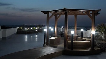 AVA Hotel Jeju Hamdeok