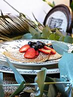 Be Jardin Escondido by Coppola