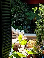 Be Jardin Escondido by Coppola