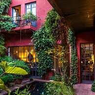 Be Jardin Escondido by Coppola