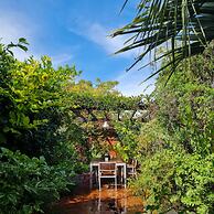 Be Jardin Escondido by Coppola