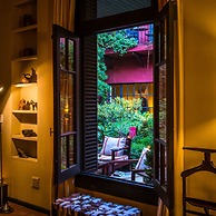 Be Jardin Escondido by Coppola