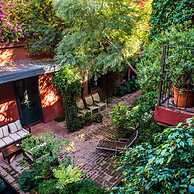 Be Jardin Escondido by Coppola