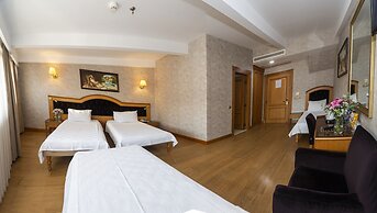 Aprilis Hotel - Special class