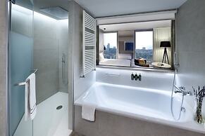 The Level At Melia Barcelona Sky
