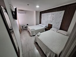 Express Inn Panama International Airport Hostel