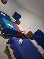 Express Inn Panama International Airport Hostel