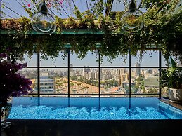 The Smallville Hotel