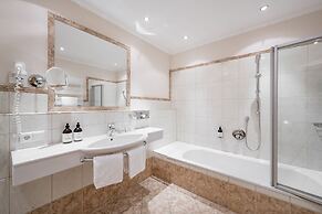 SKI | GOLF | WELLNESS Hotel Riml