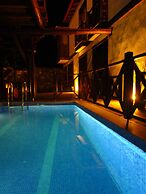 Amazon Petite Palace