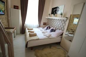 Rainbow Apartments 2