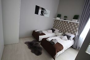 Rainbow Apartments 2