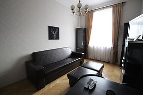 Rainbow Apartments 2