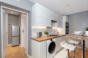 Rainbow Apartments 3