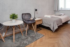 Rainbow Apartments 3