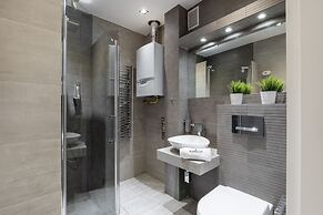 Rainbow Apartments 3