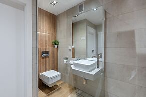 Rainbow Apartments 3