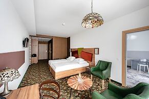 Hotel Lenart