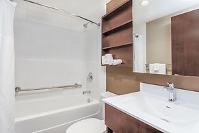 Microtel Inn & Suites by Wyndham Weyburn