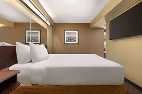 Microtel Inn & Suites by Wyndham Weyburn